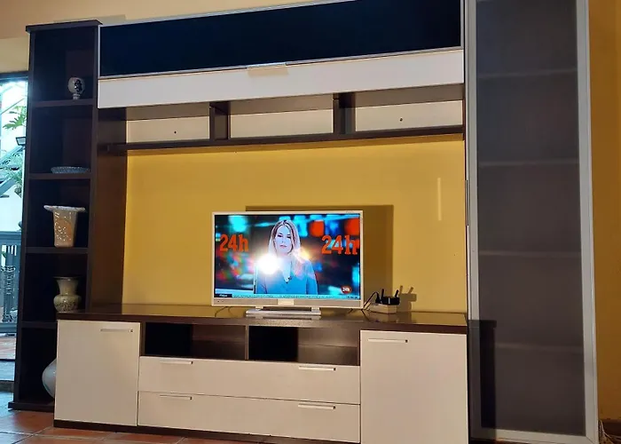 Apartment Günstiges An Der Straße *