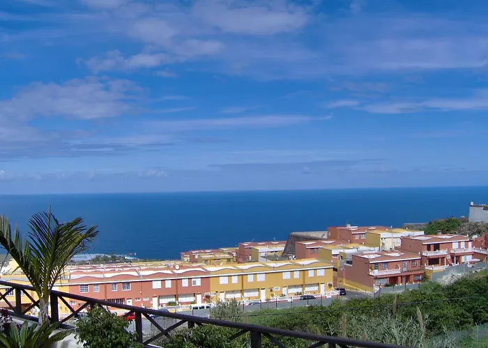 Guenstiges An Der Strasse Apartman