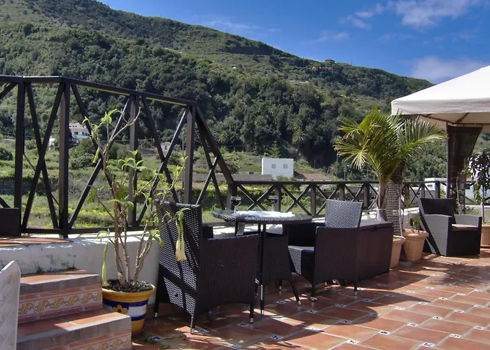 Guenstiges An Der Strasse Appartement